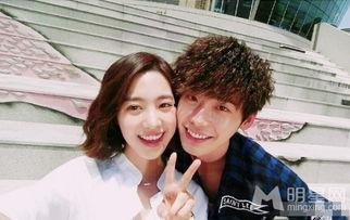 陈世妍李钟硕花絮,陈世妍与李钟硕幕后浪漫瞬间